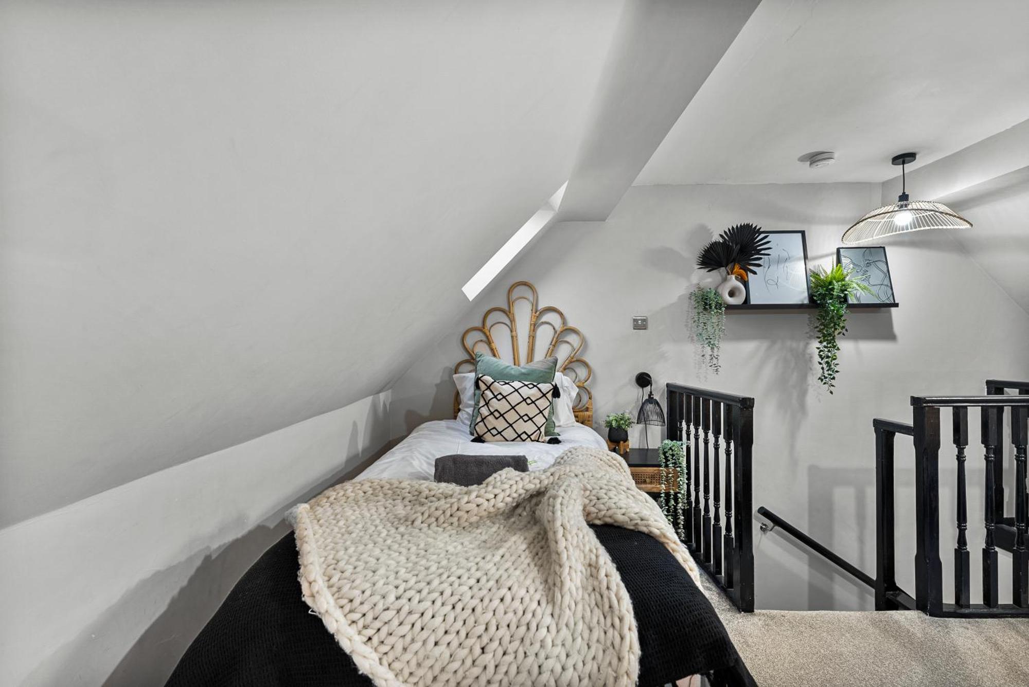 30 Percent Off! Elegant Cottage Of Whitby - Sleeps 5 外观 照片